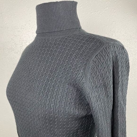 Charter Club Black Cable Knit Turtleneck Sweater Size M EUC - Picture 4 of 6